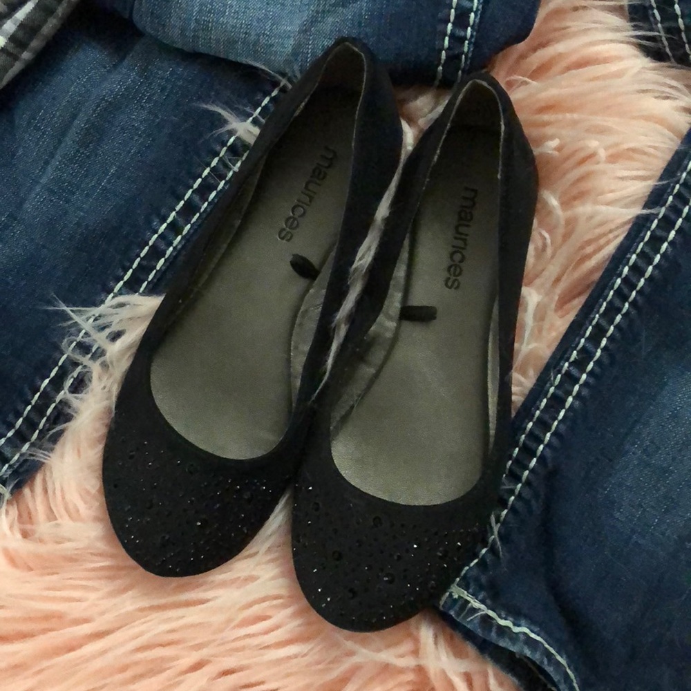 Black Embellished Toe Women’s Flats